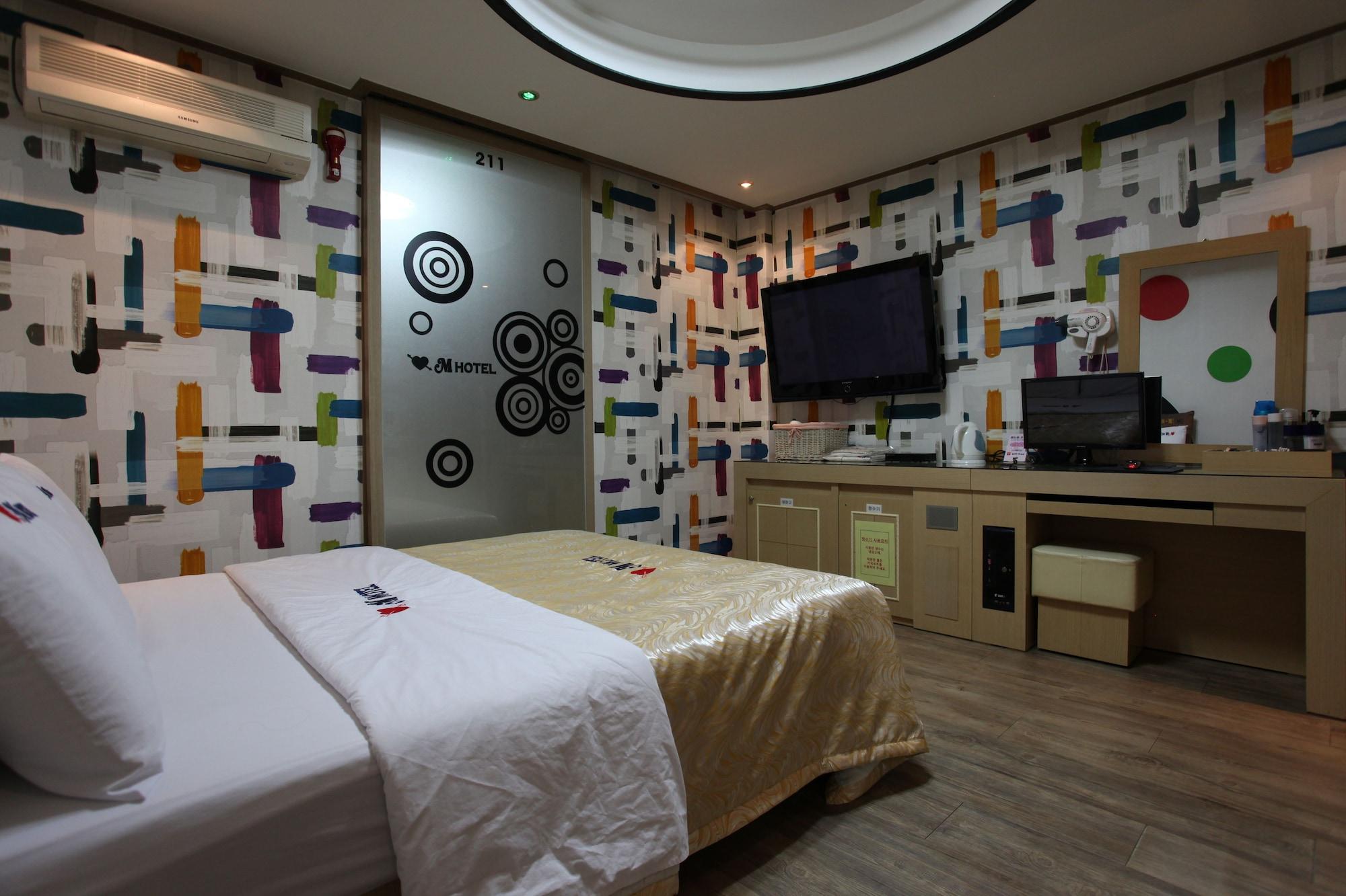 פייונגטק M Motel Songtan מראה חיצוני תמונה