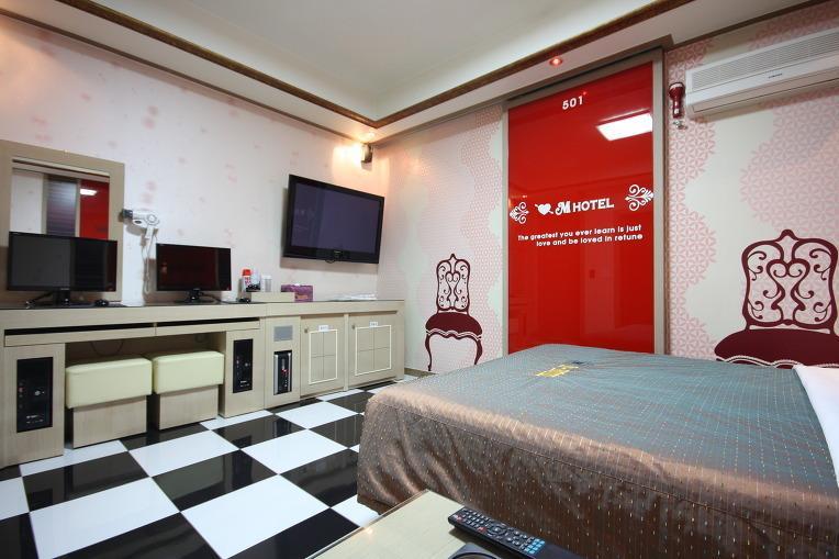 פייונגטק M Motel Songtan חדר תמונה